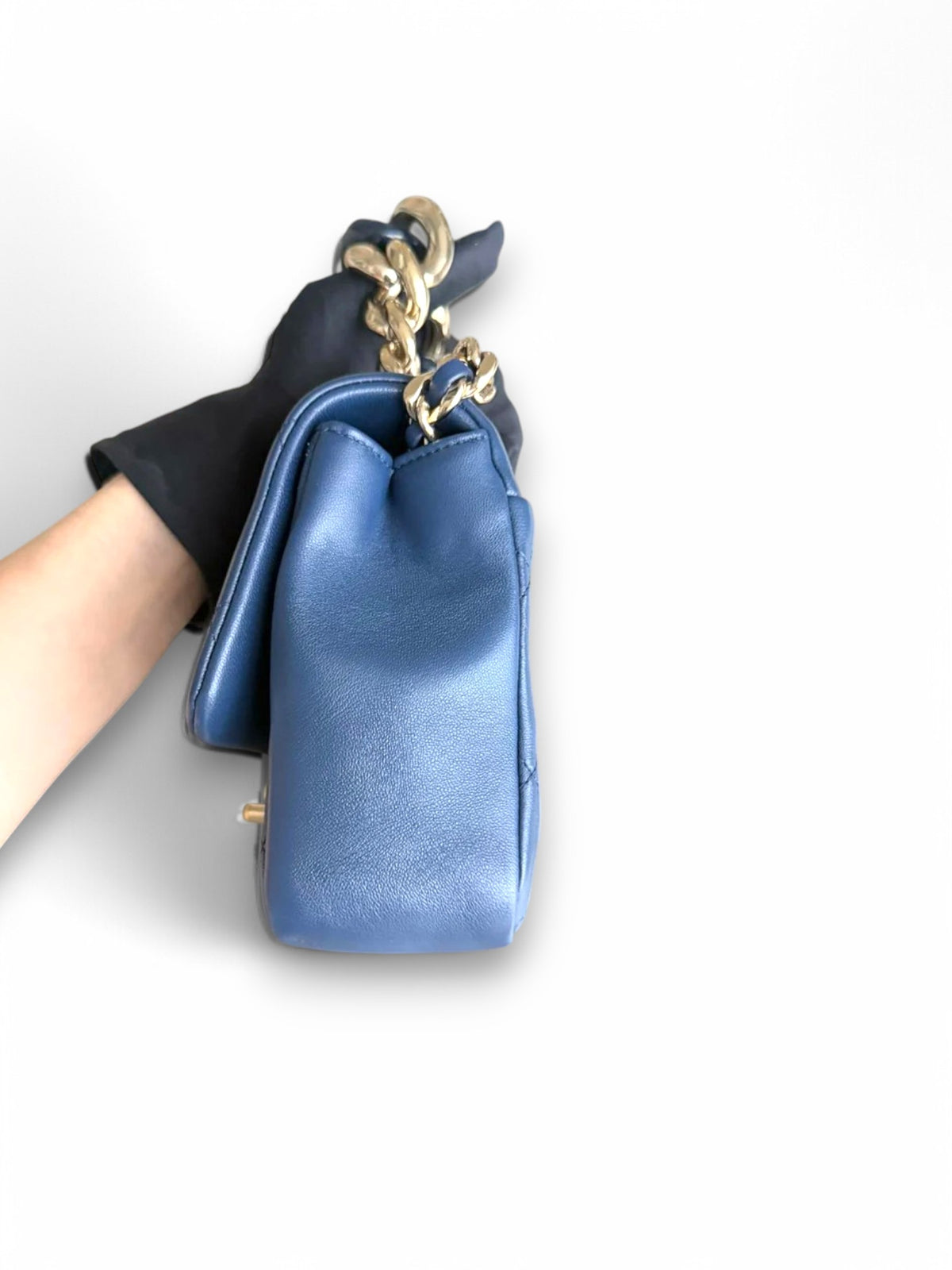 Borsa Trapuntata con Catena in Resina Chanel