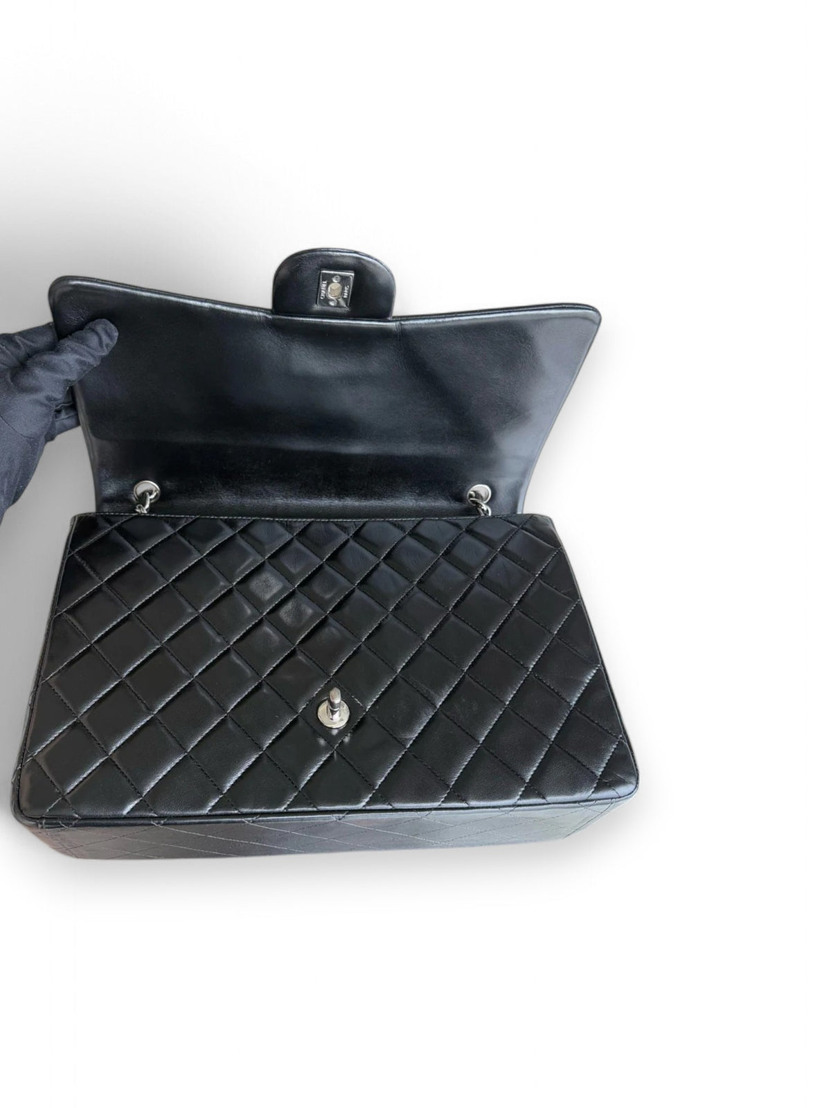 Borsa Classic Flap Maxi 33 cm Chanel