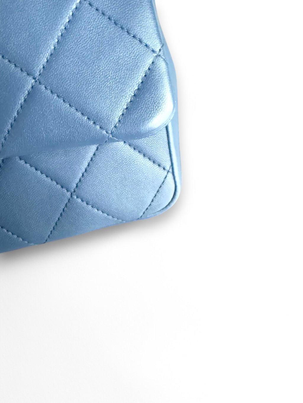 Borsa Trapuntata con Catena in Resina Chanel