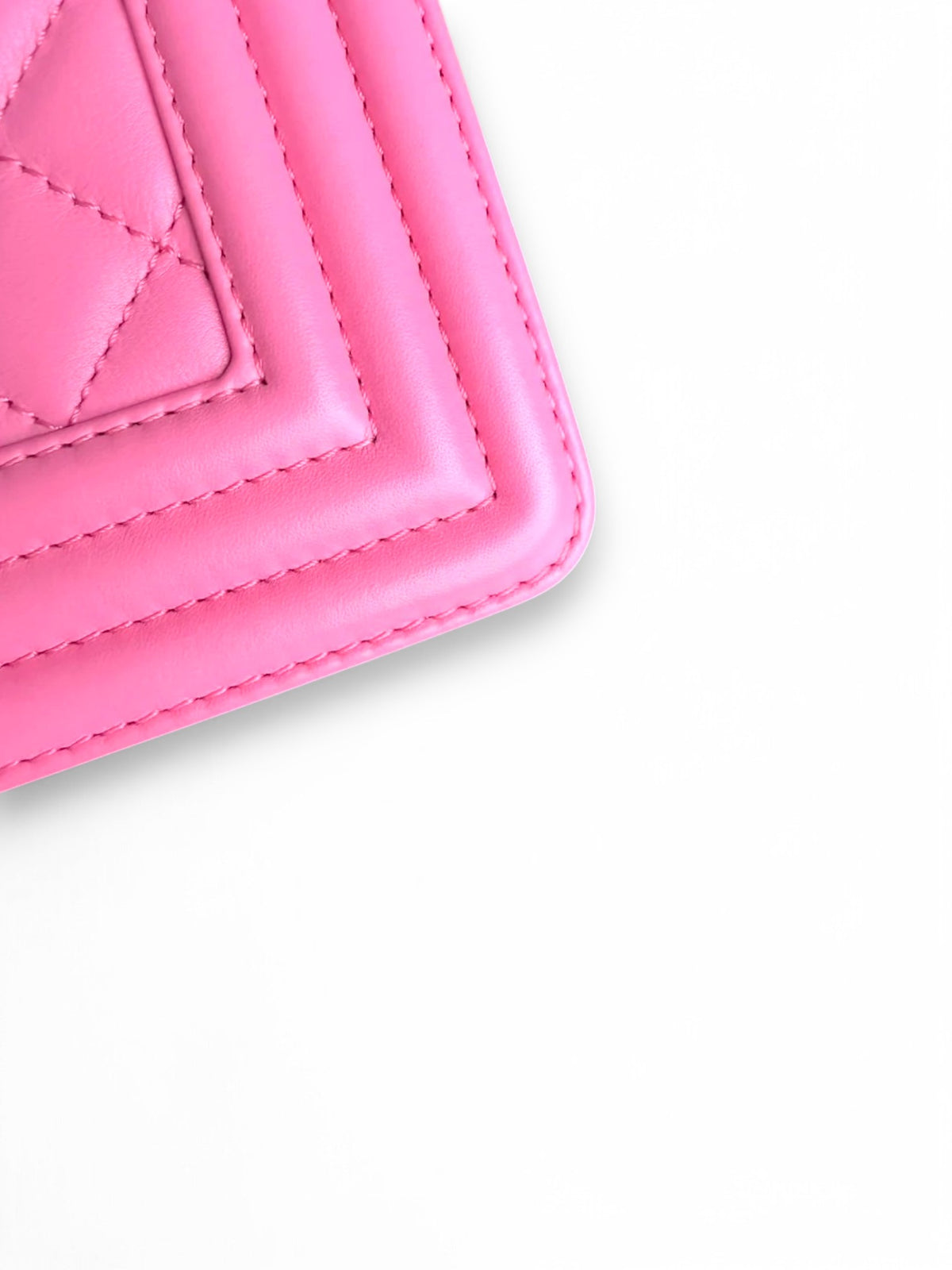 Boy Medium 25 cm Rosa Chanel