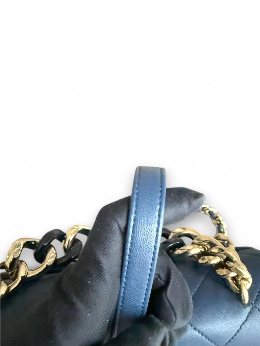 Borsa Trapuntata con Catena in Resina Chanel