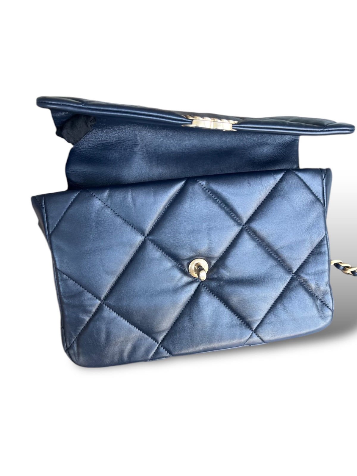 Chanel 19 Mediana Colore Blu