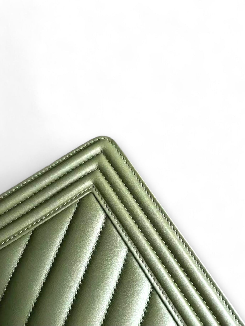 Borsa Chanel Boy Old Chevron
