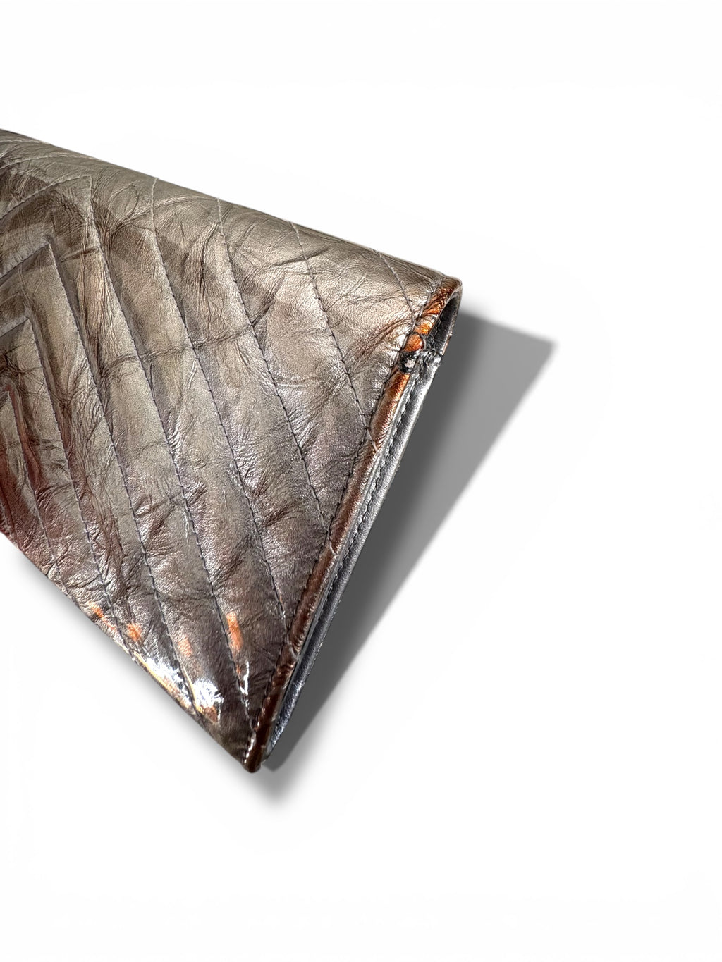 Portafoglio Continental Chevron Argentato Chanel