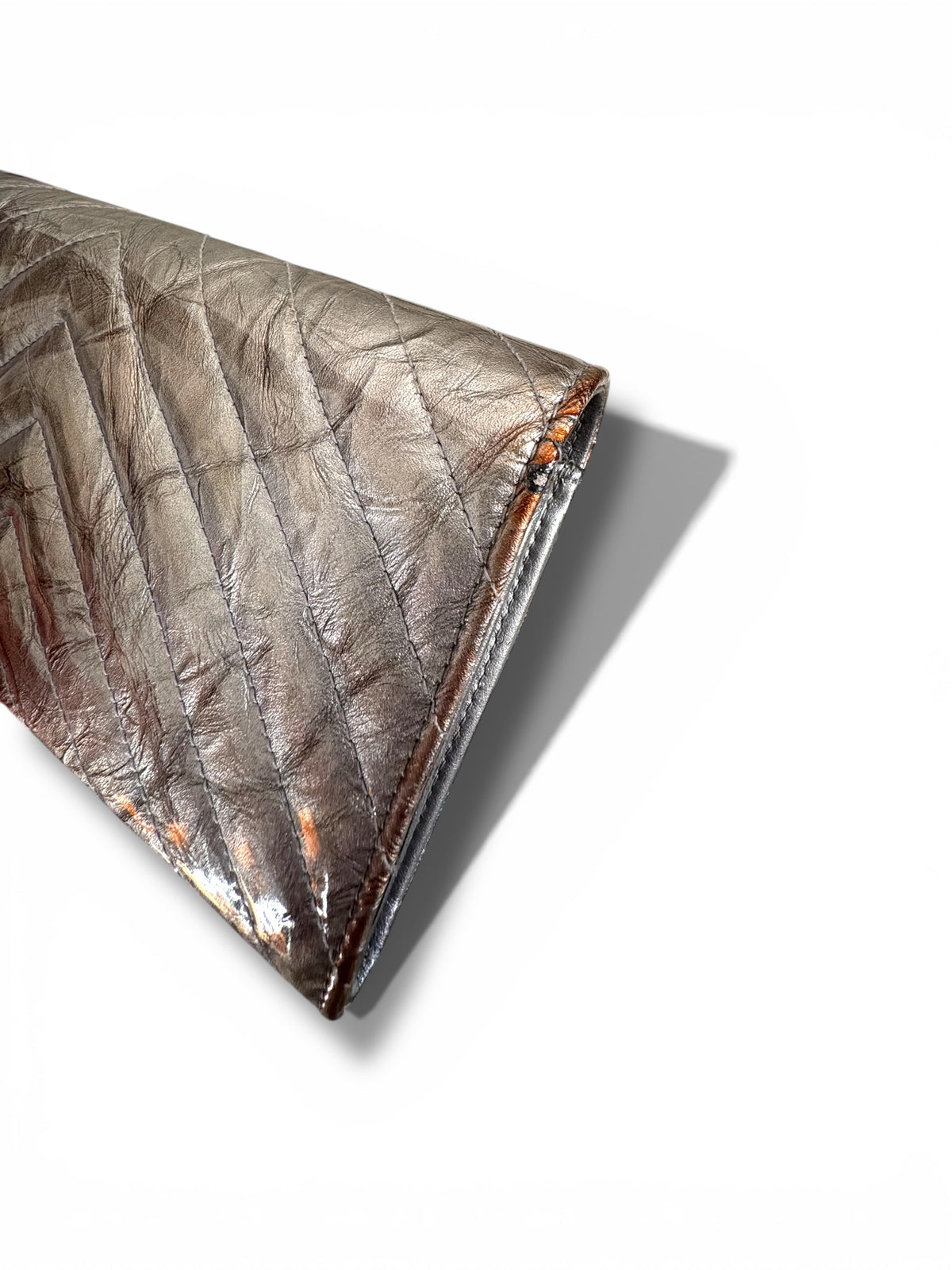 Portafoglio Continental Chevron Argentato Chanel