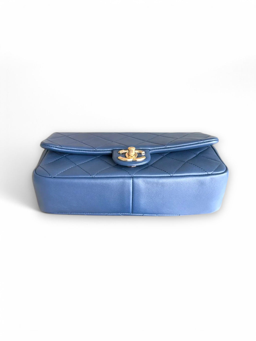 Borsa Trapuntata con Catena in Resina Chanel