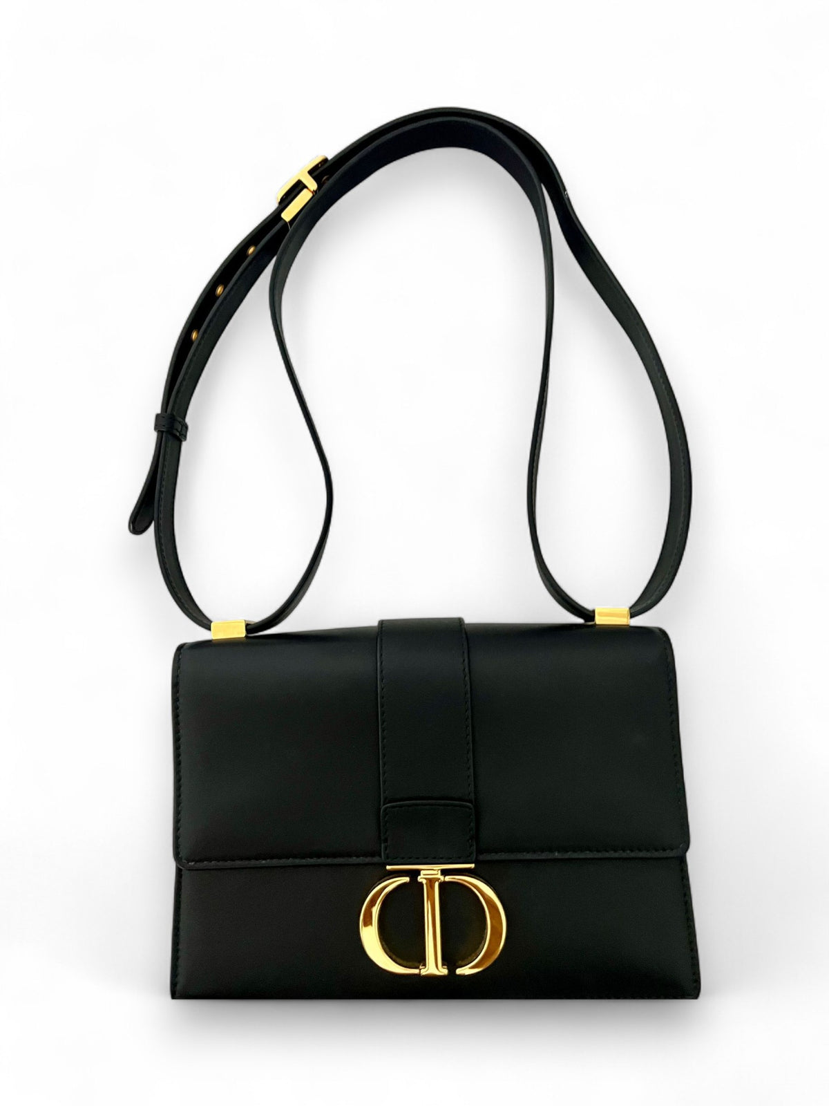 30 Montaigne Dior Bag - LoCobag Elite