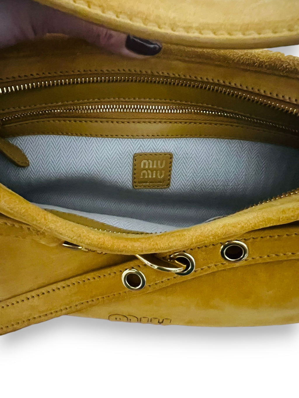 Borsa Aventure in pelle scamosciata MiuMiu