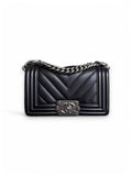 Borsa Boy Small Caviar 20cm Chevron Chanel